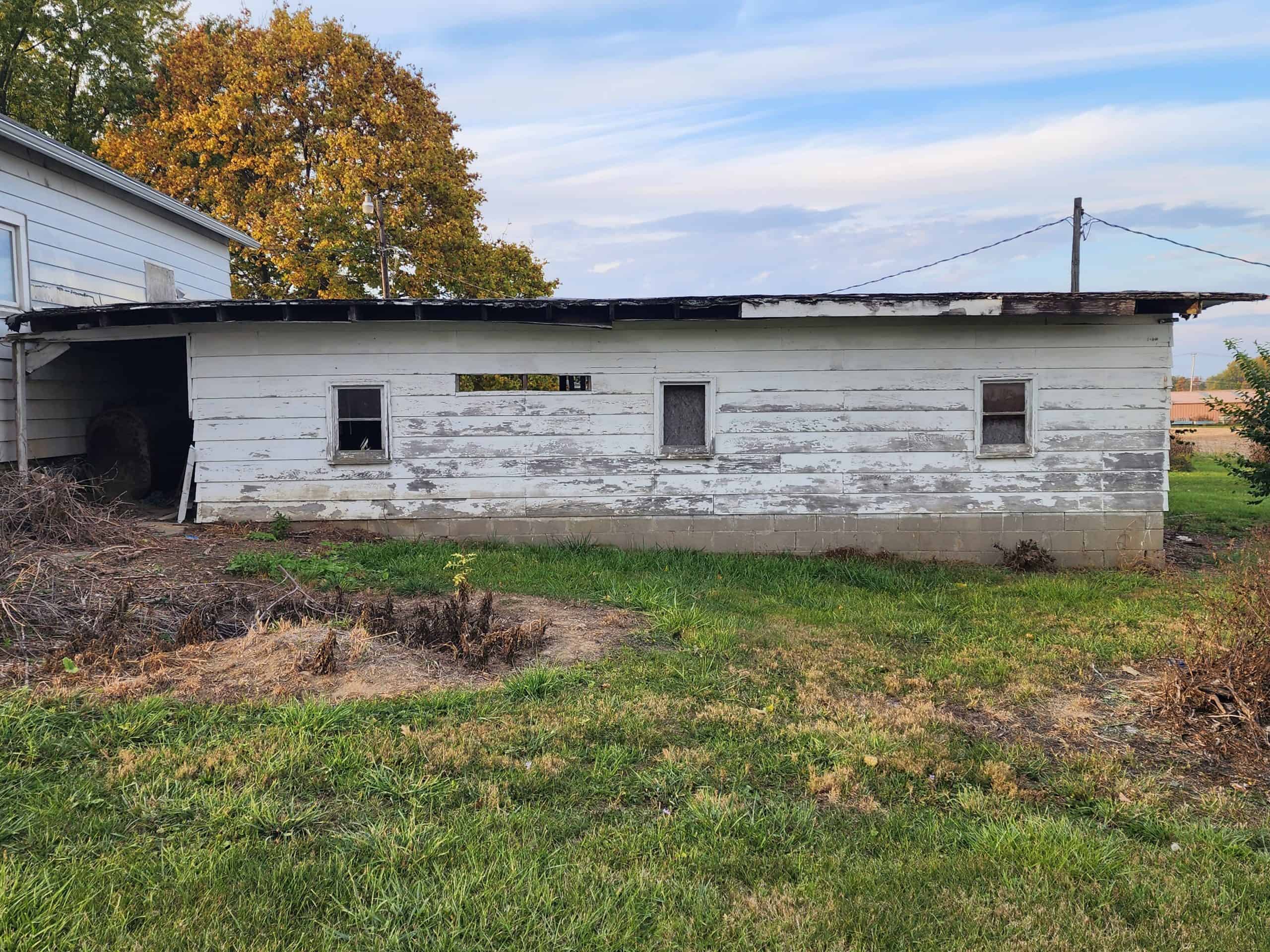 13 +/- Acres with House & Buildings Auction