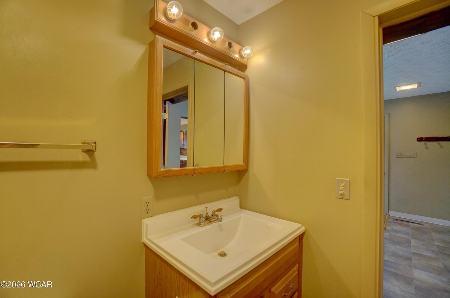 20260117025825480122000000-o